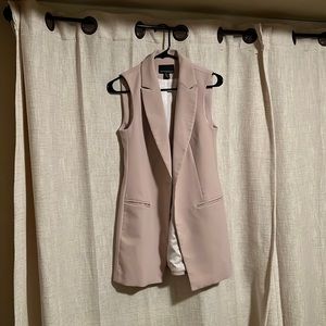 Sleeveless Blazer
